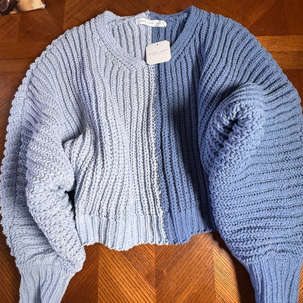 Women Celeste colorblock
Sweater SZ S